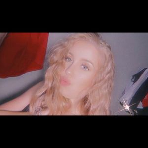 Meet your Posher, Paige